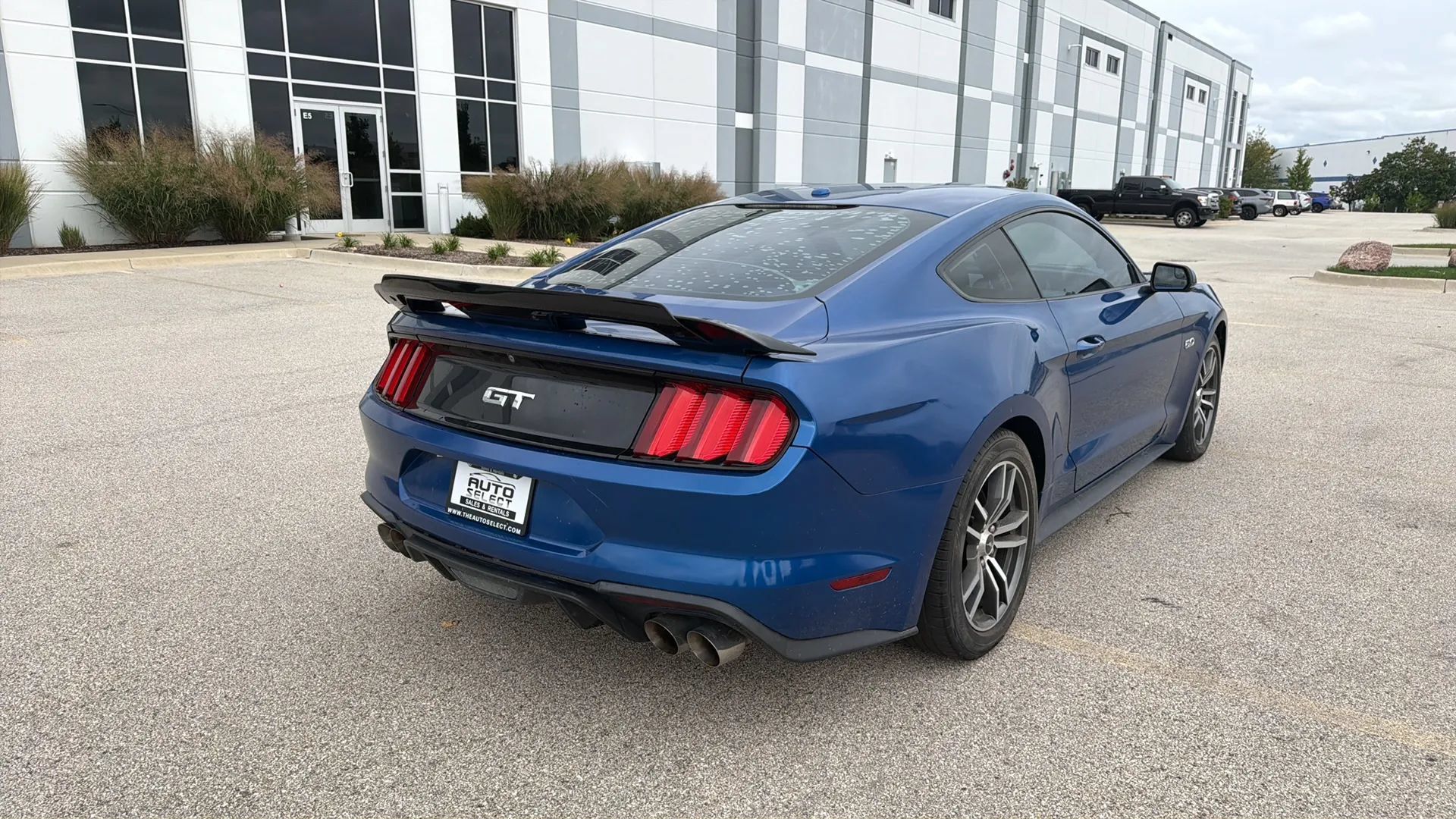 Used 2017 Ford Mustang GT Premium RWD image 5