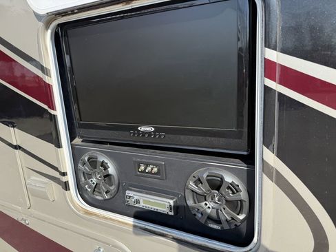 Used 2013 Chevrolet Express 4500 280DS w/ RV Package image 18