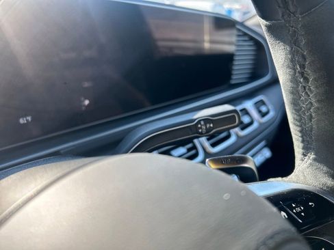 Used 2025 Mercedes-Benz GLE 53 AMG 4MATIC image 25