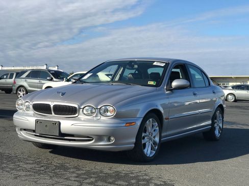 Used 2002 Jaguar X-TYPE 3.0 image 1