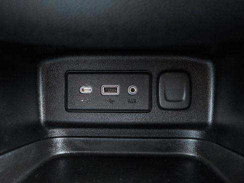 Used 2021 Chevrolet Equinox LT FWD image 11