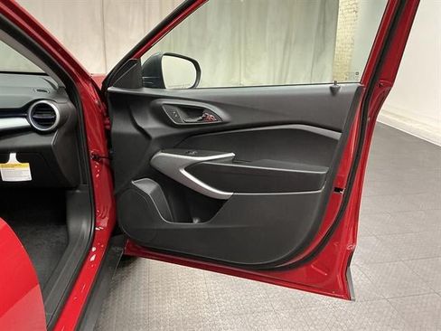 New 2026 Chevrolet Trax LS FWD image 32