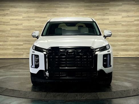 Used 2023 Hyundai Palisade Limited AWD/4WD image 3