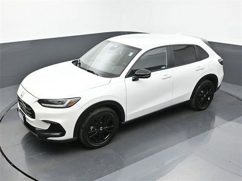 Used 2026 Honda HR-V Sport image 15