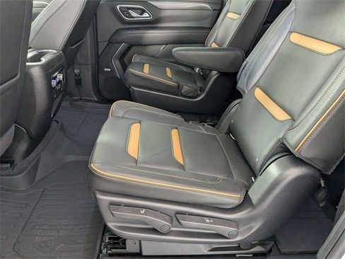Used 2021 GMC Yukon XL AT4 image 28