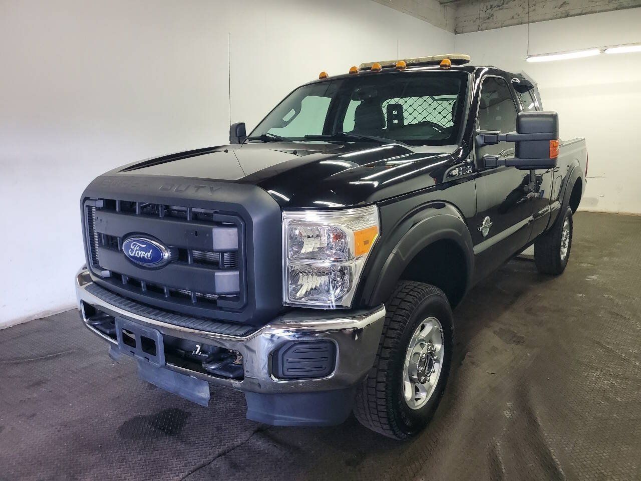 Used 2016 Ford F350 XL AWD/4WD image 1