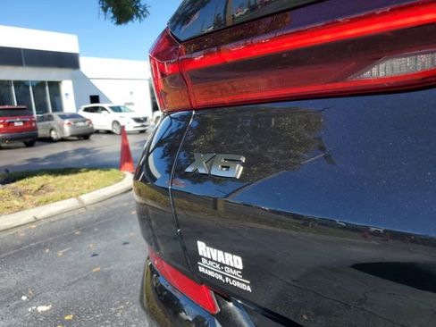 Used 2023 BMW X6 M50i w/ Executive Package image 8