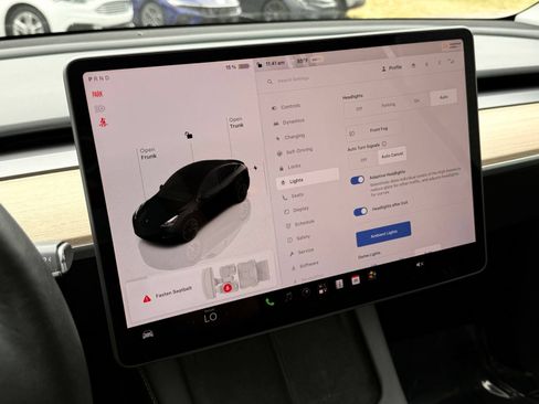 Used 2023 Tesla Model Y Long Range AWD/4WD image 37
