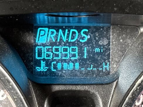 Used 2015 Ford Fiesta SE w/ Equipment Group 201A FWD image 23