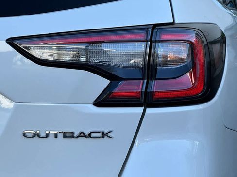 Used 2023 Subaru Outback Premium image 7