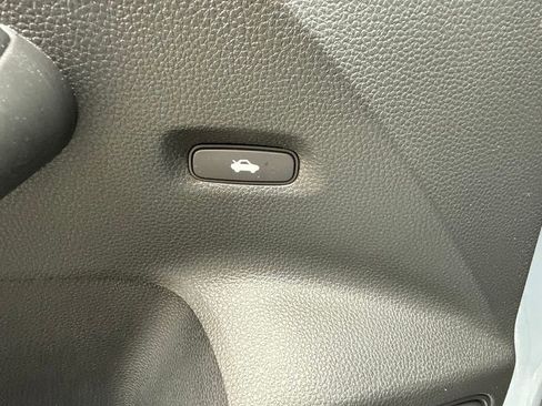 Used 2023 Honda Civic EX image 28