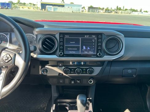 Used 2023 Toyota Tacoma SR5 RWD image 10