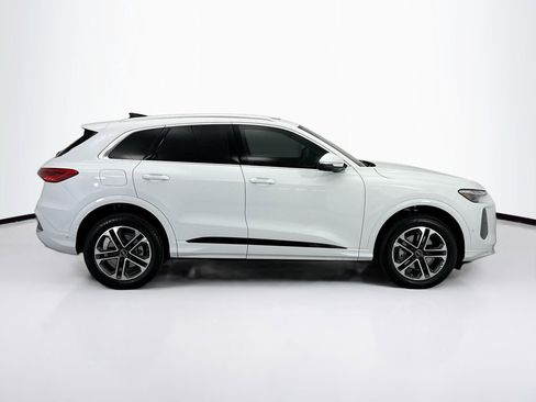 Used 2025 Audi Q5 Premium Plus AWD/4WD image 4