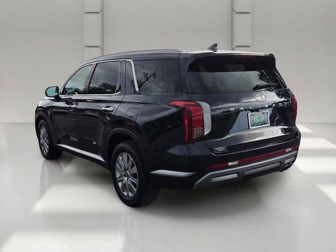 Used 2025 Hyundai Palisade SEL FWD image 3