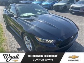 Used 2017 Ford Mustang Coupe video 1