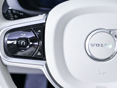 New 2026 Volvo XC60 T8 Ultra w/ Protection Package Premier AWD/4WD image 10