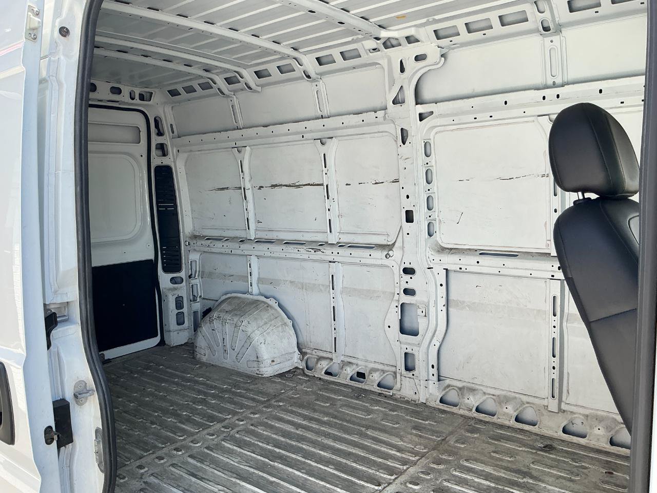 Used 2023 RAM ProMaster 2500 FWD image 20