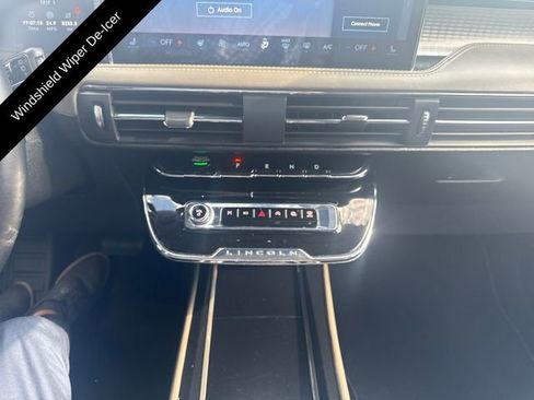 Used 2023 Lincoln Corsair AWD w/ Equipment Group 101A image 23
