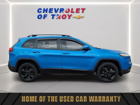Used 2018 Jeep Cherokee Limited w/ High Altitude Package image 10