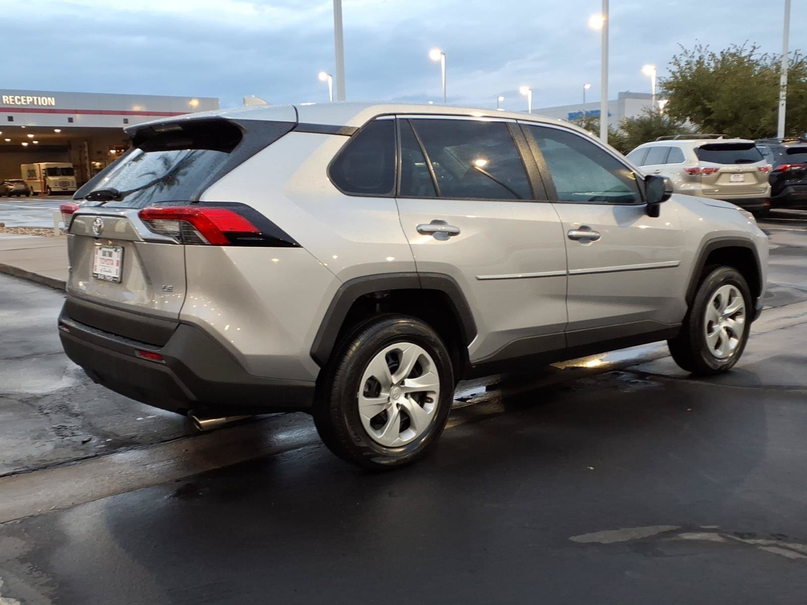 Certified 2022 Toyota RAV4 LE FWD image 4
