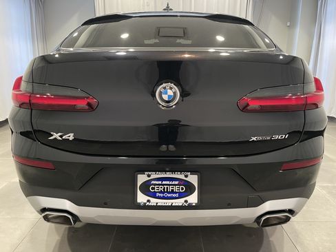 Used 2025 BMW X4 xDrive30i AWD/4WD image 5