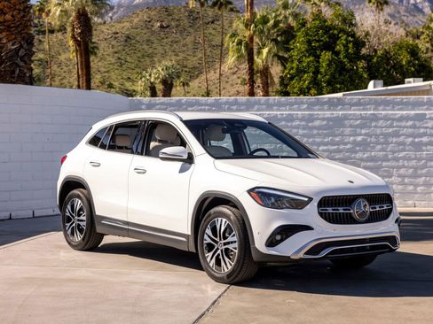 Used 2025 Mercedes-Benz GLA 250 image 6