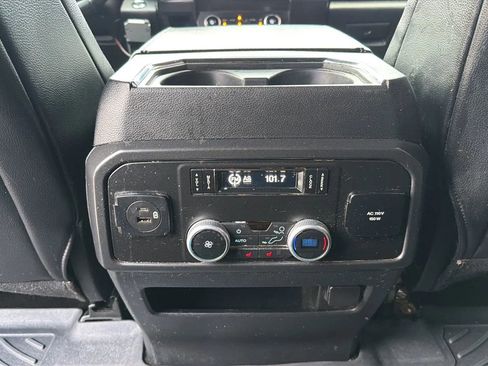 Used 2021 Ford Expedition Max Limited image 19