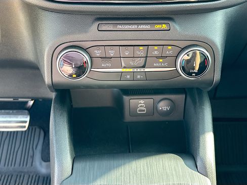 Certified 2024 Ford Escape ST-Line FWD image 15