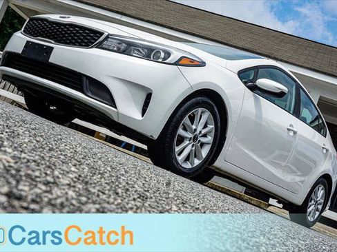 Used 2017 Kia Forte LX w/ LX Popular Package FWD image 4