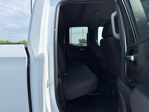 Used 2024 GMC Sierra 1500 Pro w/ Convenience Package AWD/4WD image 12