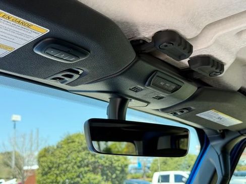 Used 2023 Jeep Gladiator Overland image 27