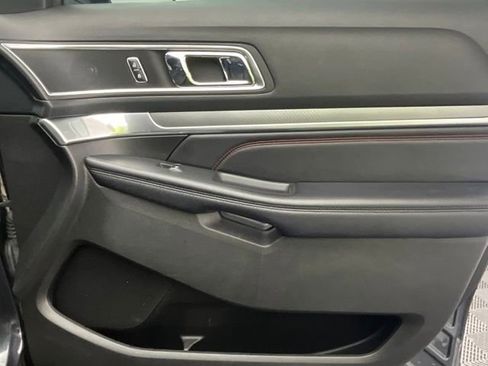Used 2017 Ford Explorer Sport w/ Equipment Group 401A AWD/4WD image 13