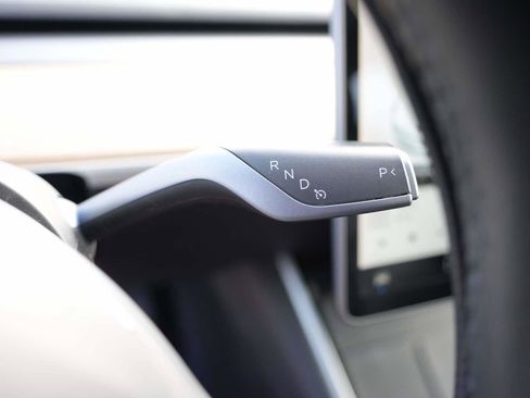 Used 2020 Tesla Model 3 Standard Range RWD RWD image 21