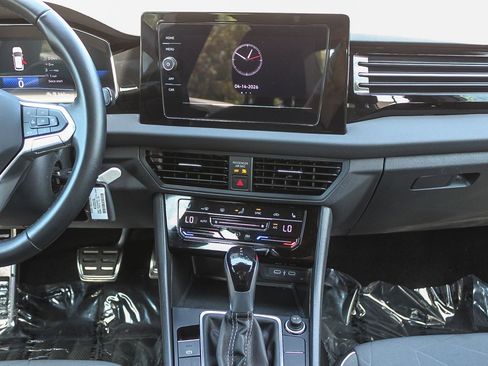 Used 2025 Volkswagen Jetta Sport FWD image 14