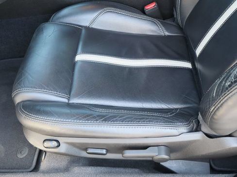 Used 2011 Ford Mustang GT Premium w/ GT Coupe Accessory Pkg 4 RWD image 17