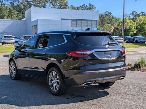 Used 2018 Buick Enclave Avenir w/ Avenir Technology Package image 8