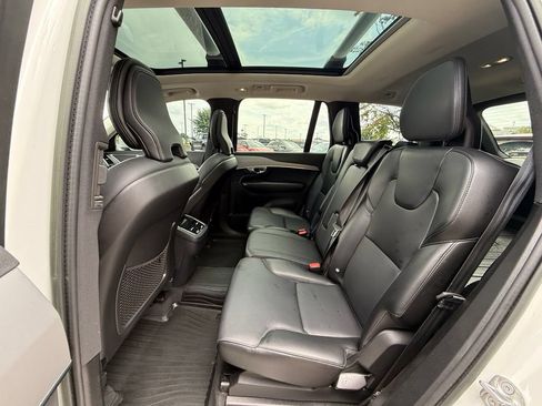 Used 2023 Volvo XC90 B5 Core w/ Protection Package AWD/4WD image 29