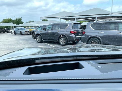Certified 2026 INFINITI QX80 Autograph w/ Premium Cargo Package AWD/4WD image 48