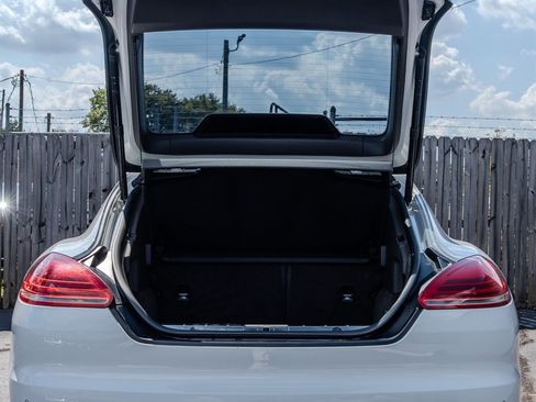 Used 2016 Porsche Panamera 4S w/ Premium Package Plus image 9