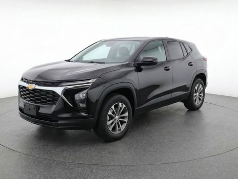 Used 2025 Chevrolet Equinox LT image 3