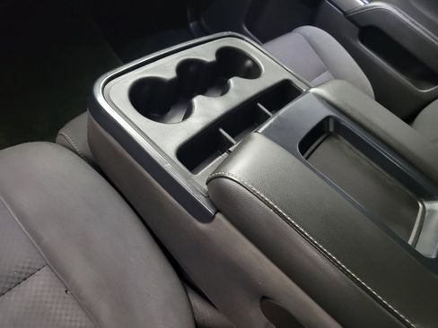 Used 2018 Chevrolet Silverado 1500 LT w/ All Star Edition image 26