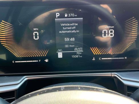 Used 2025 Kia Sorento S w/ Panoramic Sunroof Package FWD image 24