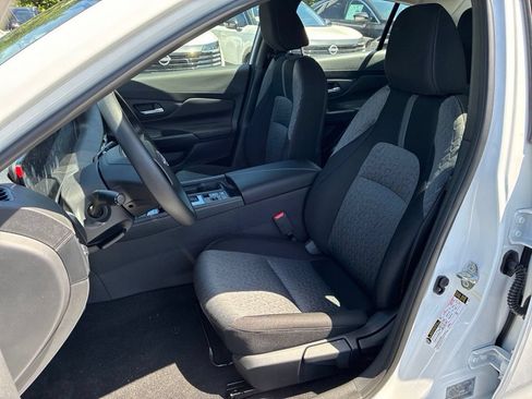New 2026 Nissan Sentra SV w/ Floor Mat Package FWD image 14