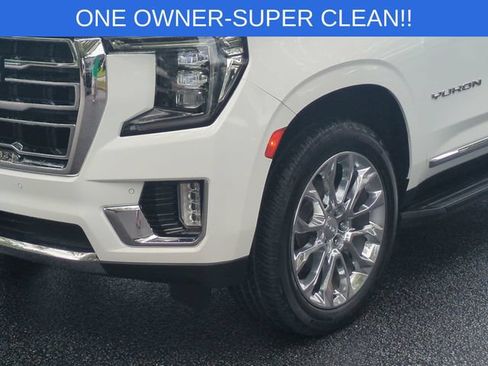Used 2022 GMC Yukon SLT w/ SLT Premium Package AWD/4WD image 9