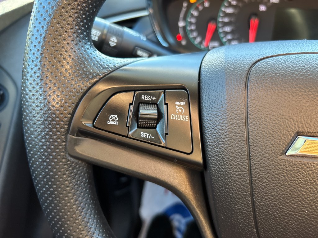 Used 2020 Chevrolet Trax LS w/ Tint and Cruise Package FWD image 21