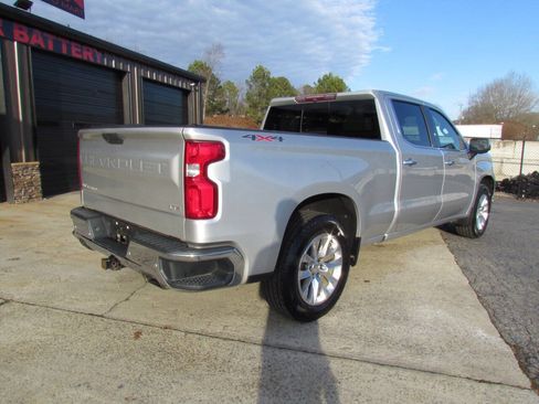 Used 2019 Chevrolet Silverado 1500 LTZ AWD/4WD image 7