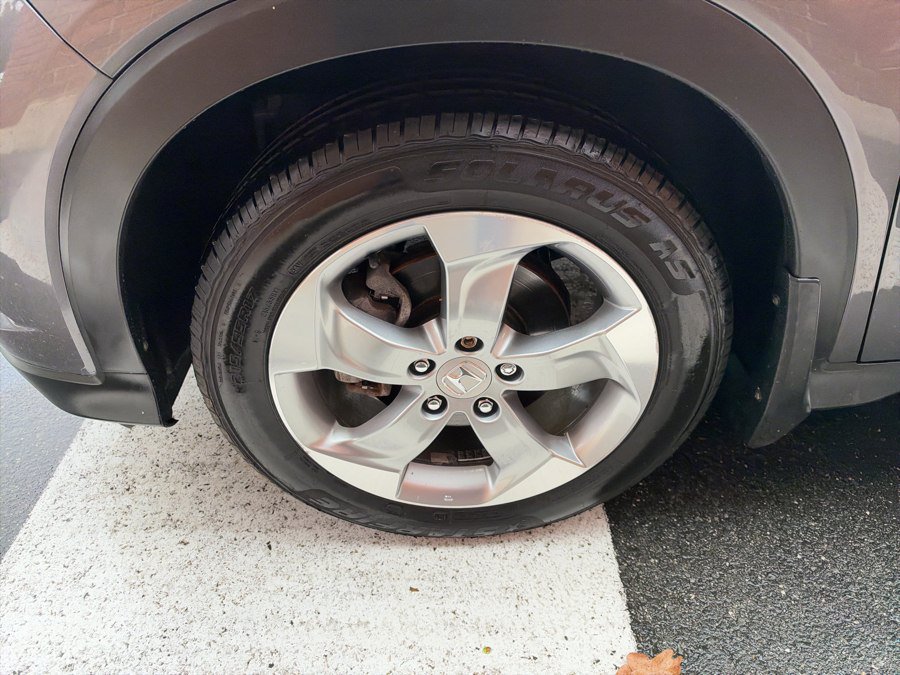 Used 2017 Honda HR-V LX image 12