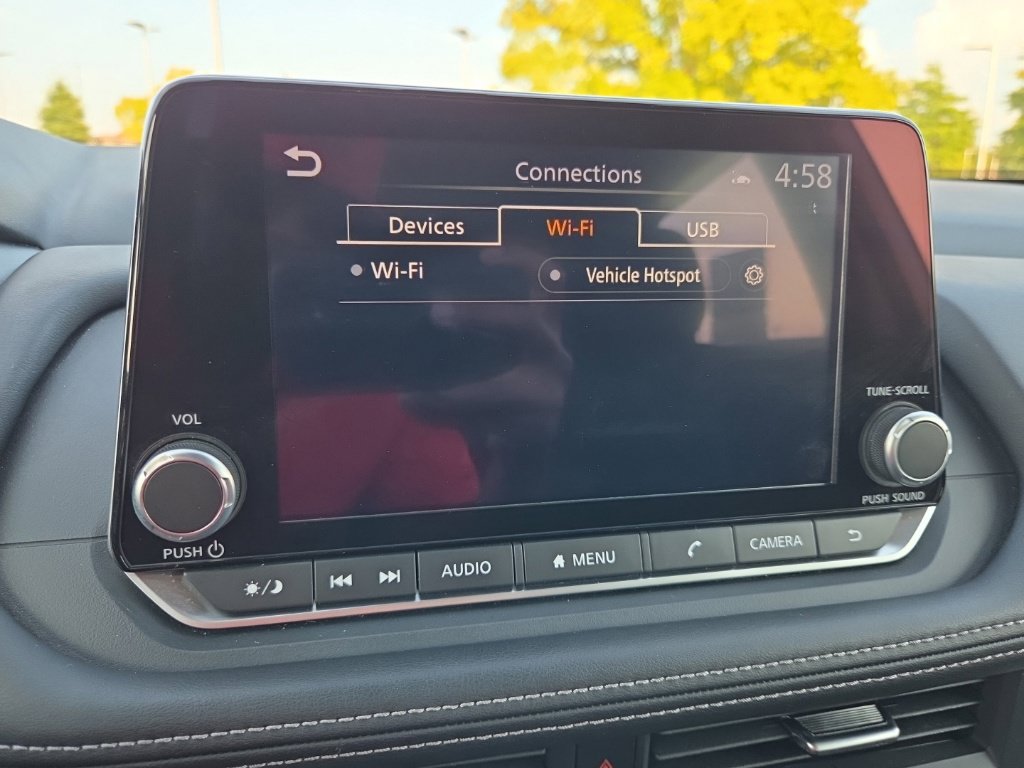 Used 2025 Nissan Rogue SV FWD image 42