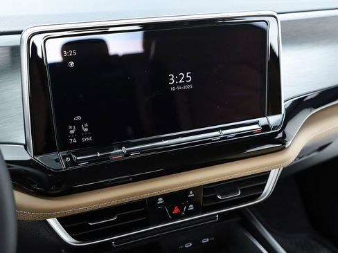 New 2026 Volkswagen Atlas Cross Sport SE image 25