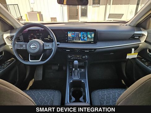 New 2026 Nissan Kicks SV w/ Cold Weather Package FWD image 19
